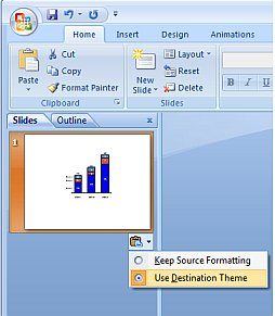 Office 2007：スライドを貼り付けた後、スライド プレビュー ウィンドウに表示されるスマート タグ.